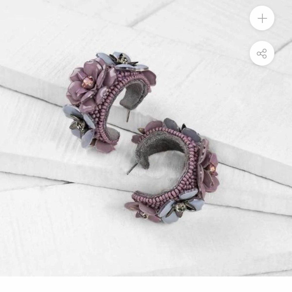 DEEPA GURNANI HAND MADE GRAYCE HOOP EARRINGS - Picture 3 of 14